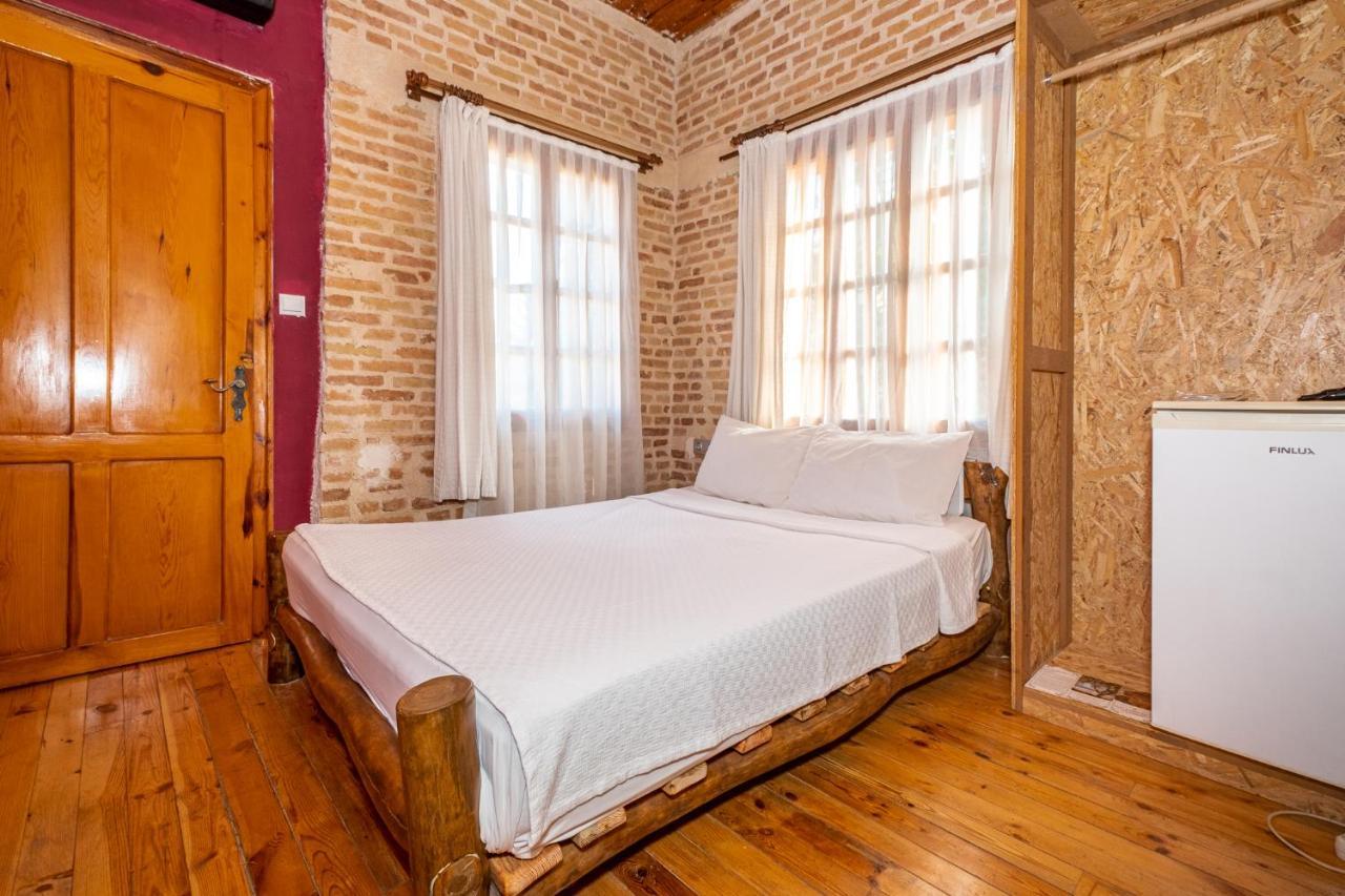 Otel Wood House Antalia Esterno foto