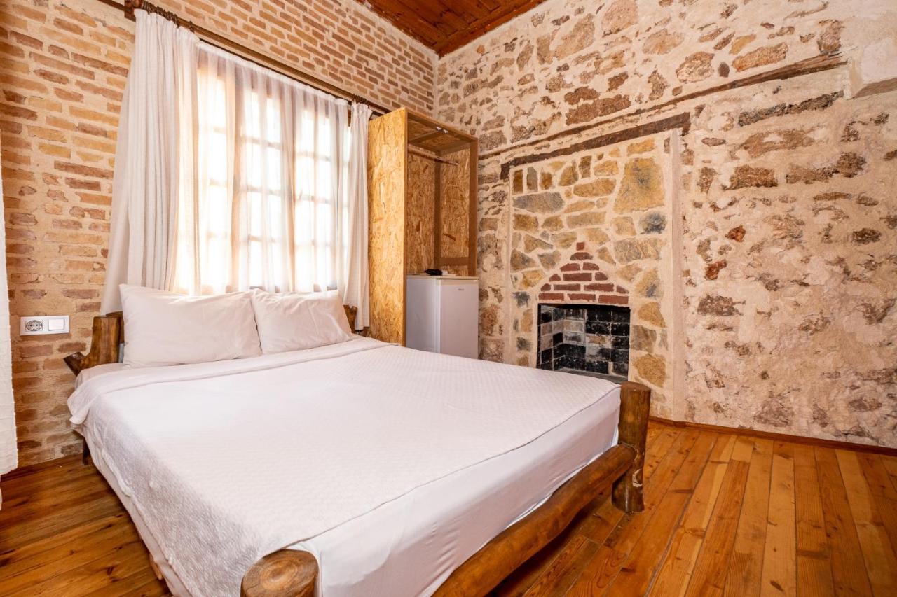 Otel Wood House Antalia Esterno foto