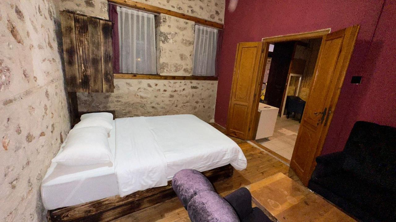 Otel Wood House Antalia Esterno foto