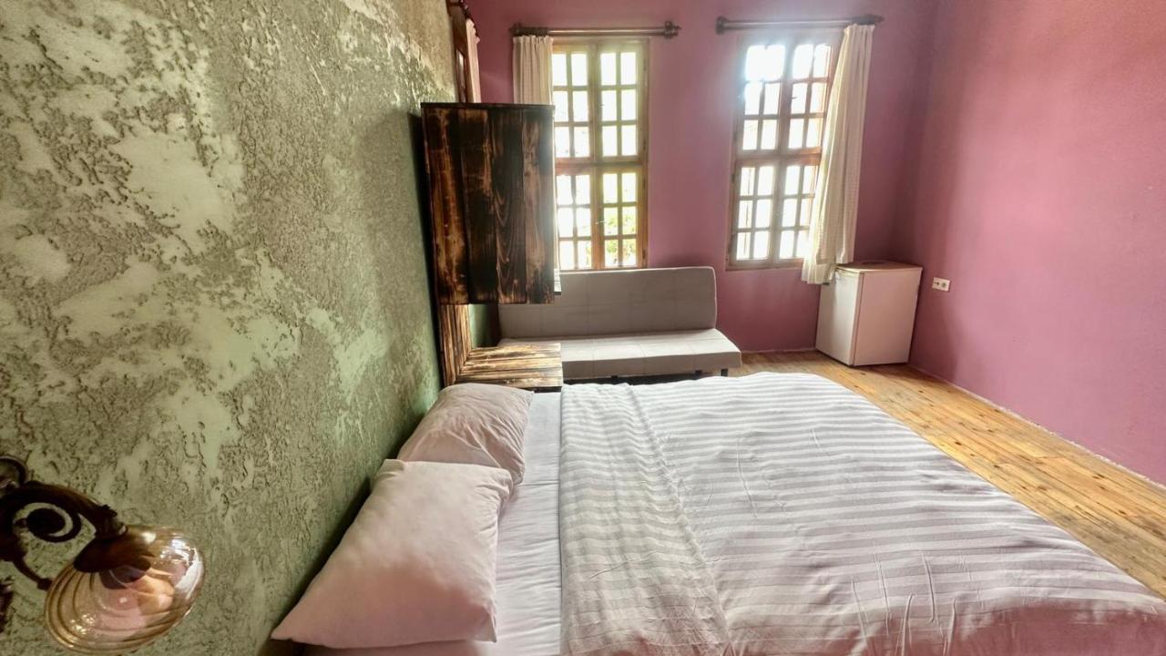 Otel Wood House Antalia Esterno foto
