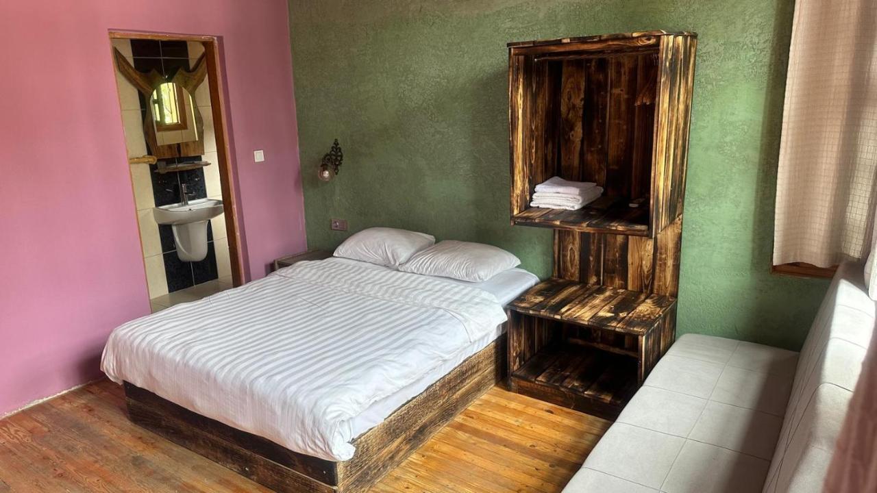Otel Wood House Antalia Esterno foto