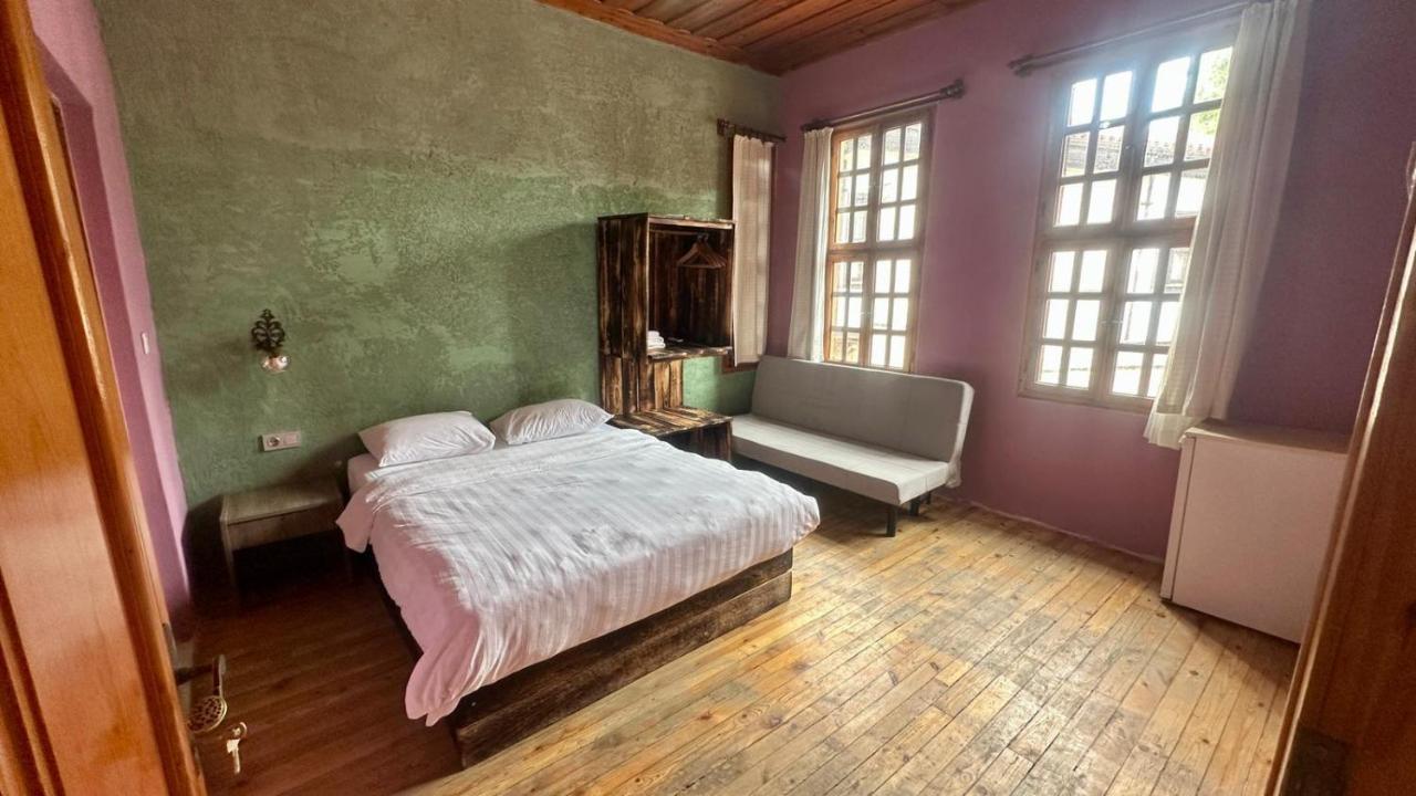 Otel Wood House Antalia Esterno foto
