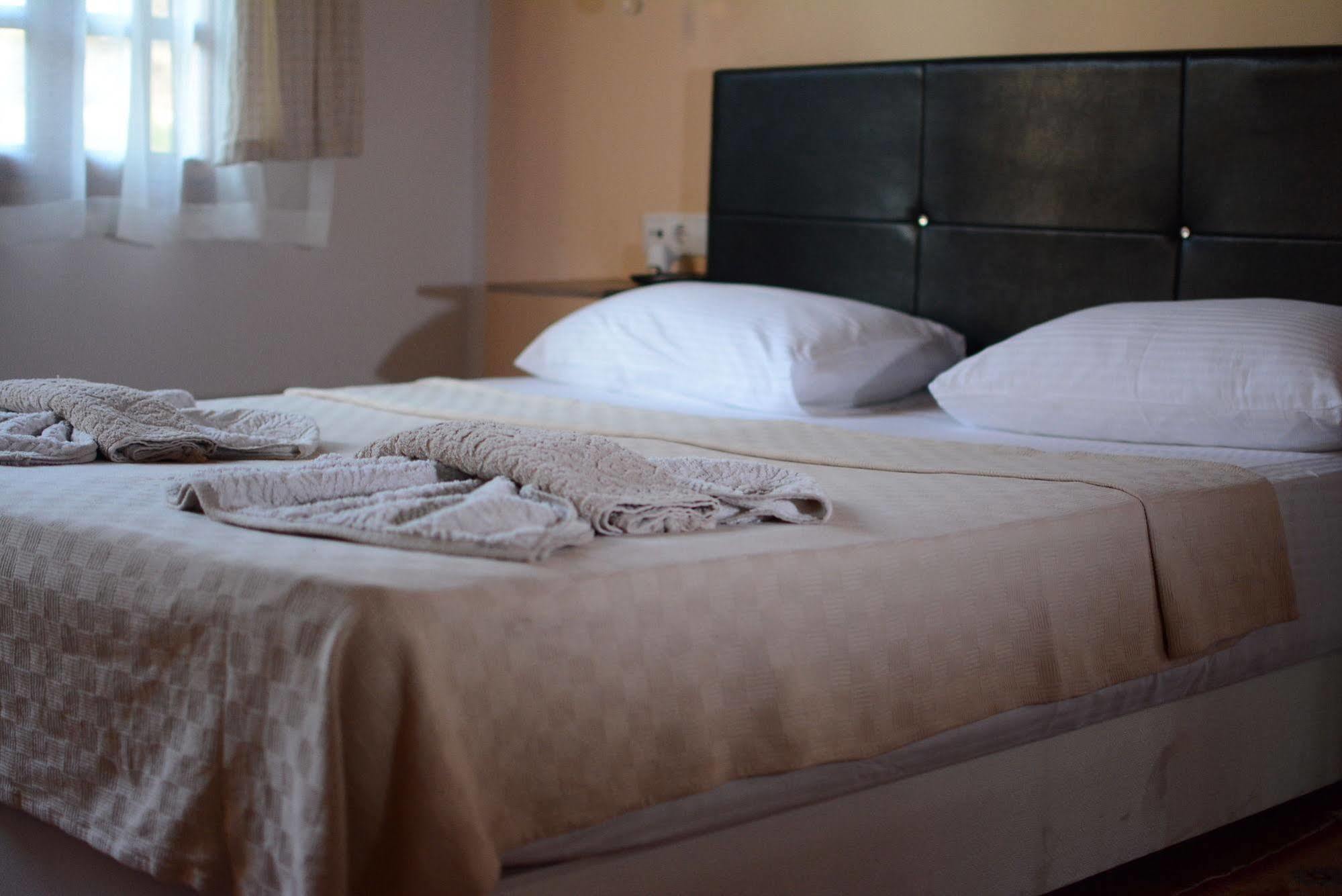Otel Wood House Antalia Esterno foto