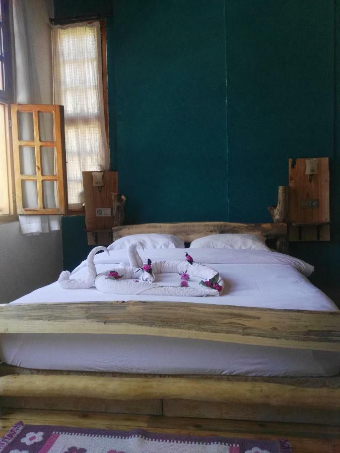 Otel Wood House Antalia Esterno foto