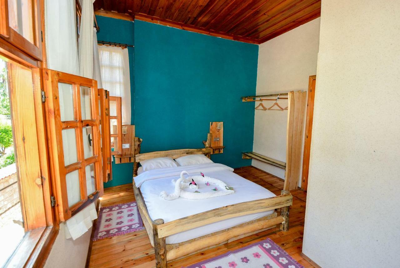 Otel Wood House Antalia Esterno foto