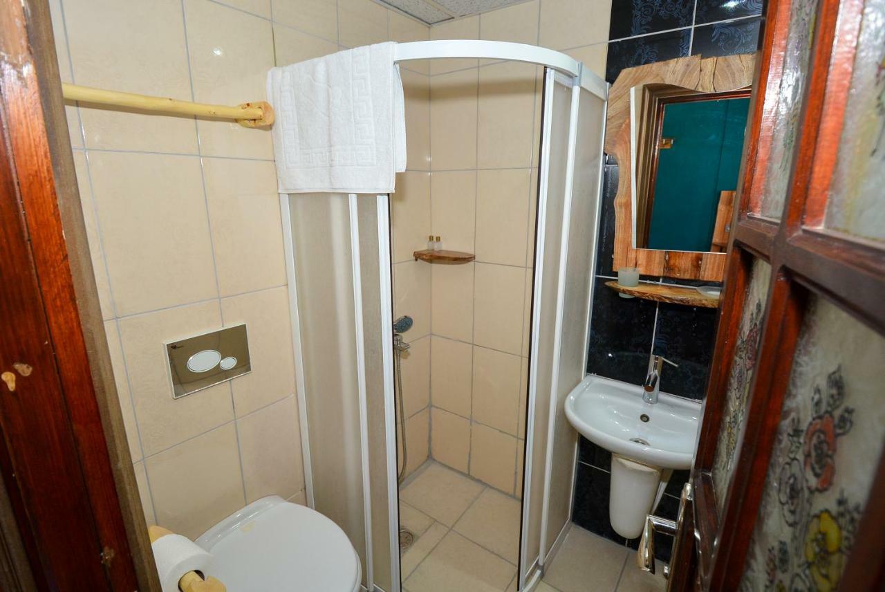 Otel Wood House Antalia Esterno foto