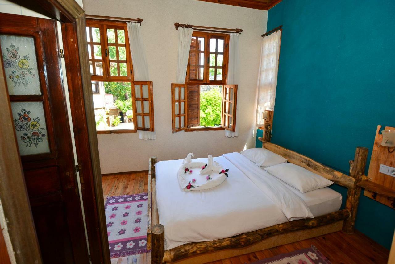 Otel Wood House Antalia Esterno foto
